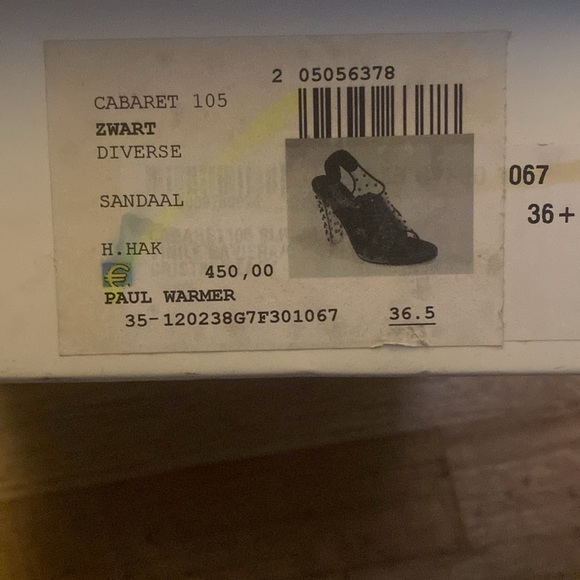 YvesSaintLaurent - Picture 14 of 15